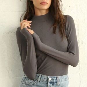 NWT By Together Hold Me Tight Fitted Long Sleeve Mock Neck Top in Charcoal M/L